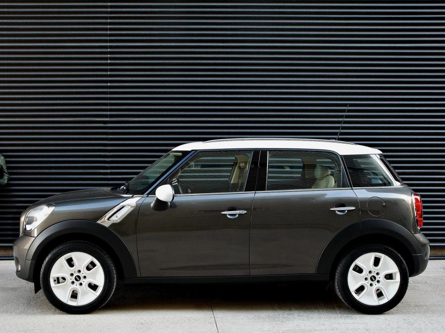  Mini Cooper Countryman 2010 года  (фото 13 из 33)